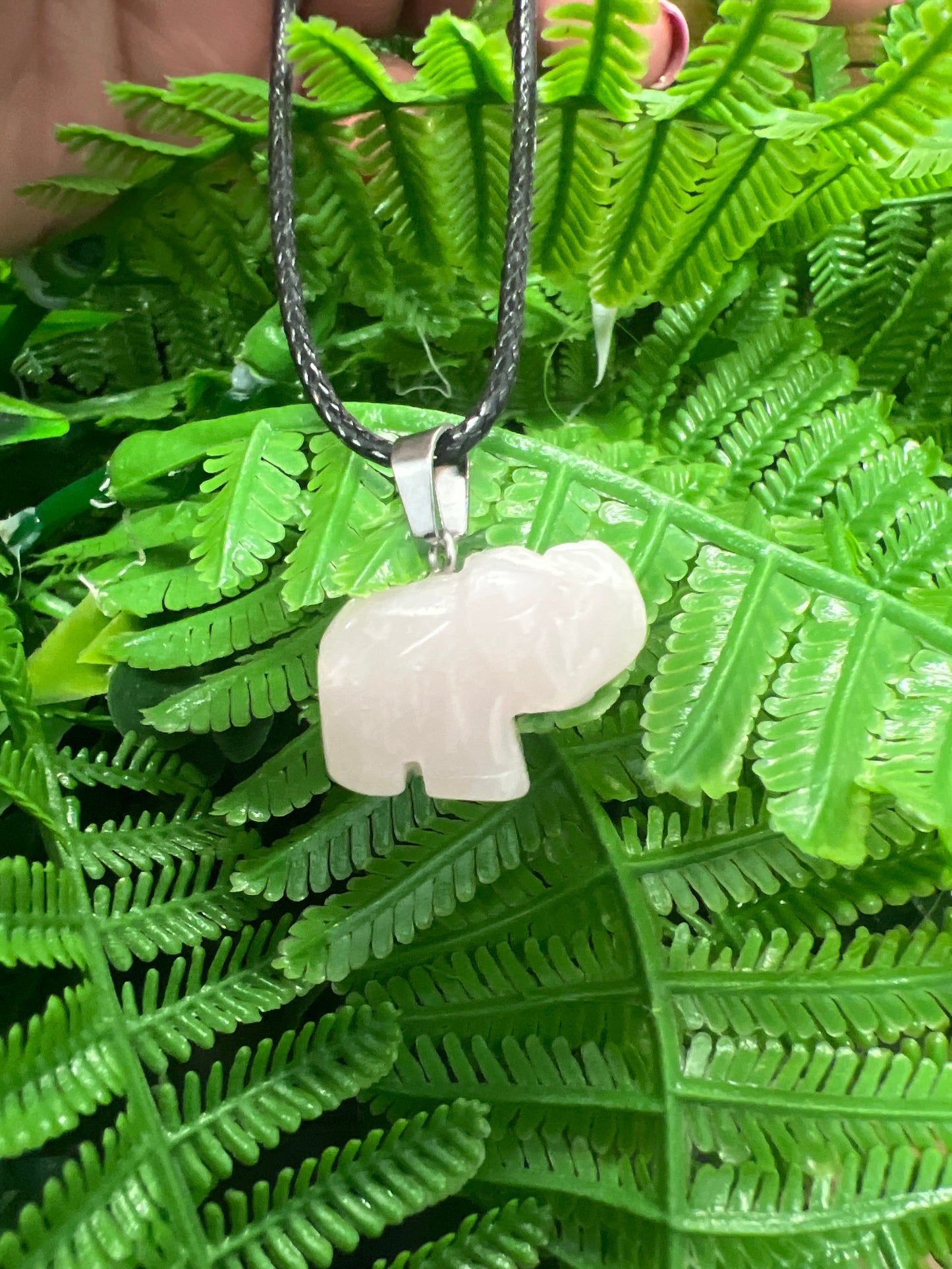 Dije de cuarzo Rosa Elefante
