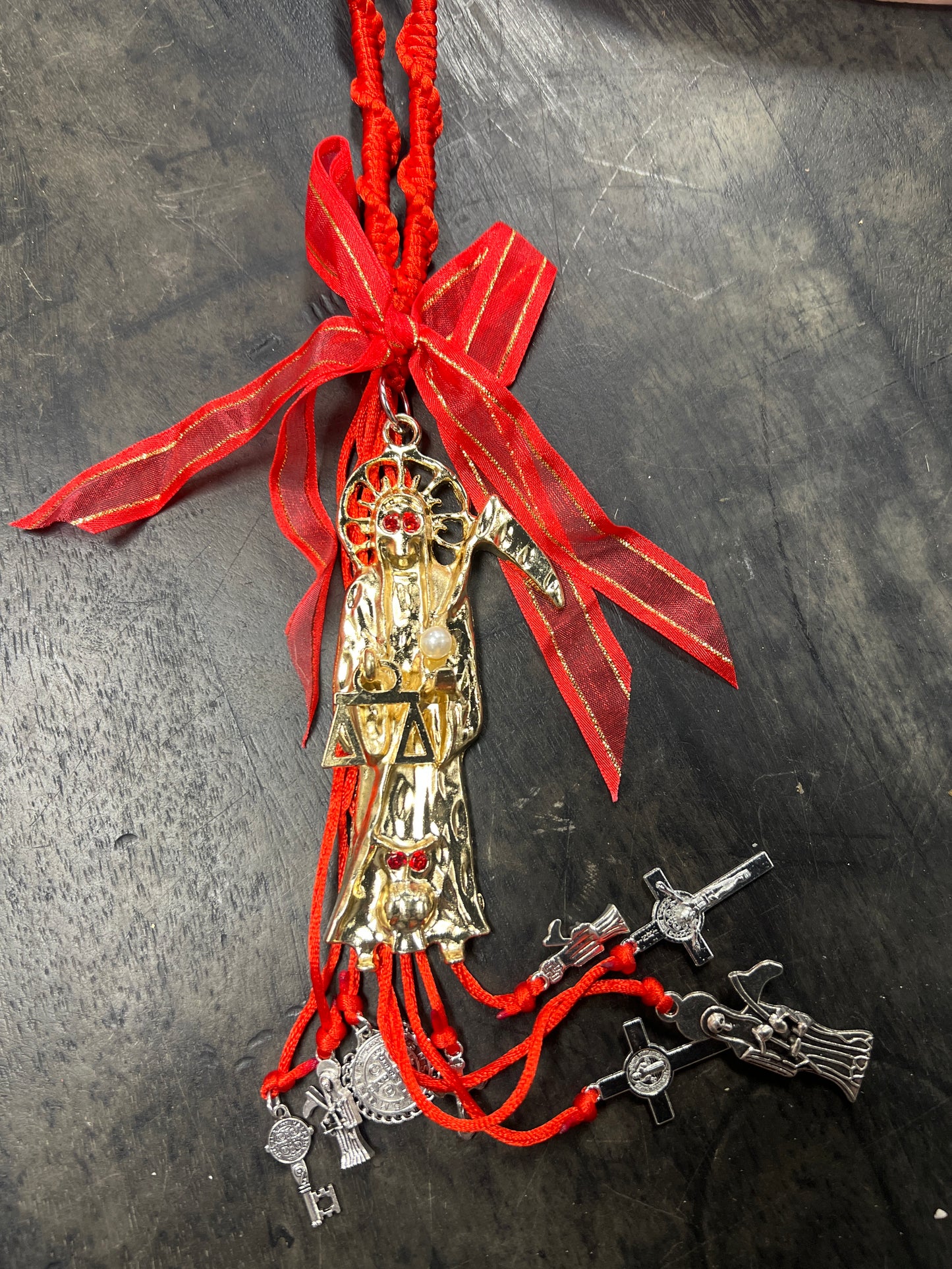 Bendiciones de la Santa Muerte color oro