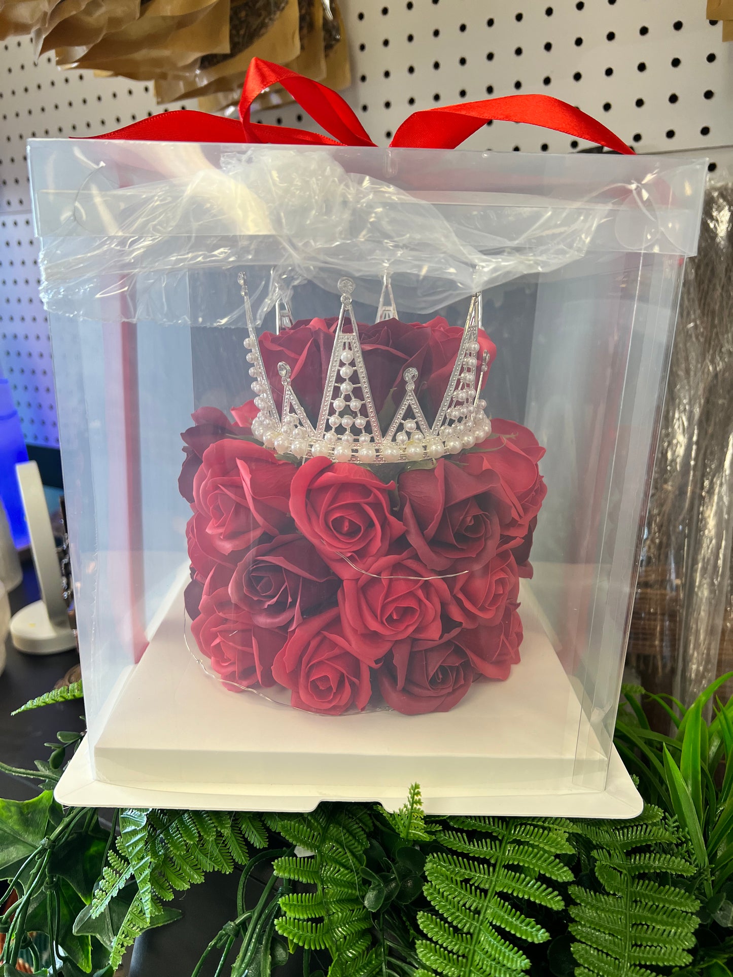 Rosas con Corona y luz colo Rojo