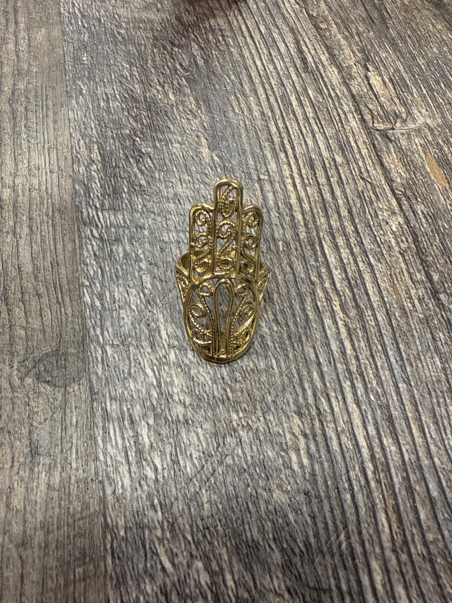 Anillo mano de Fátima dorado