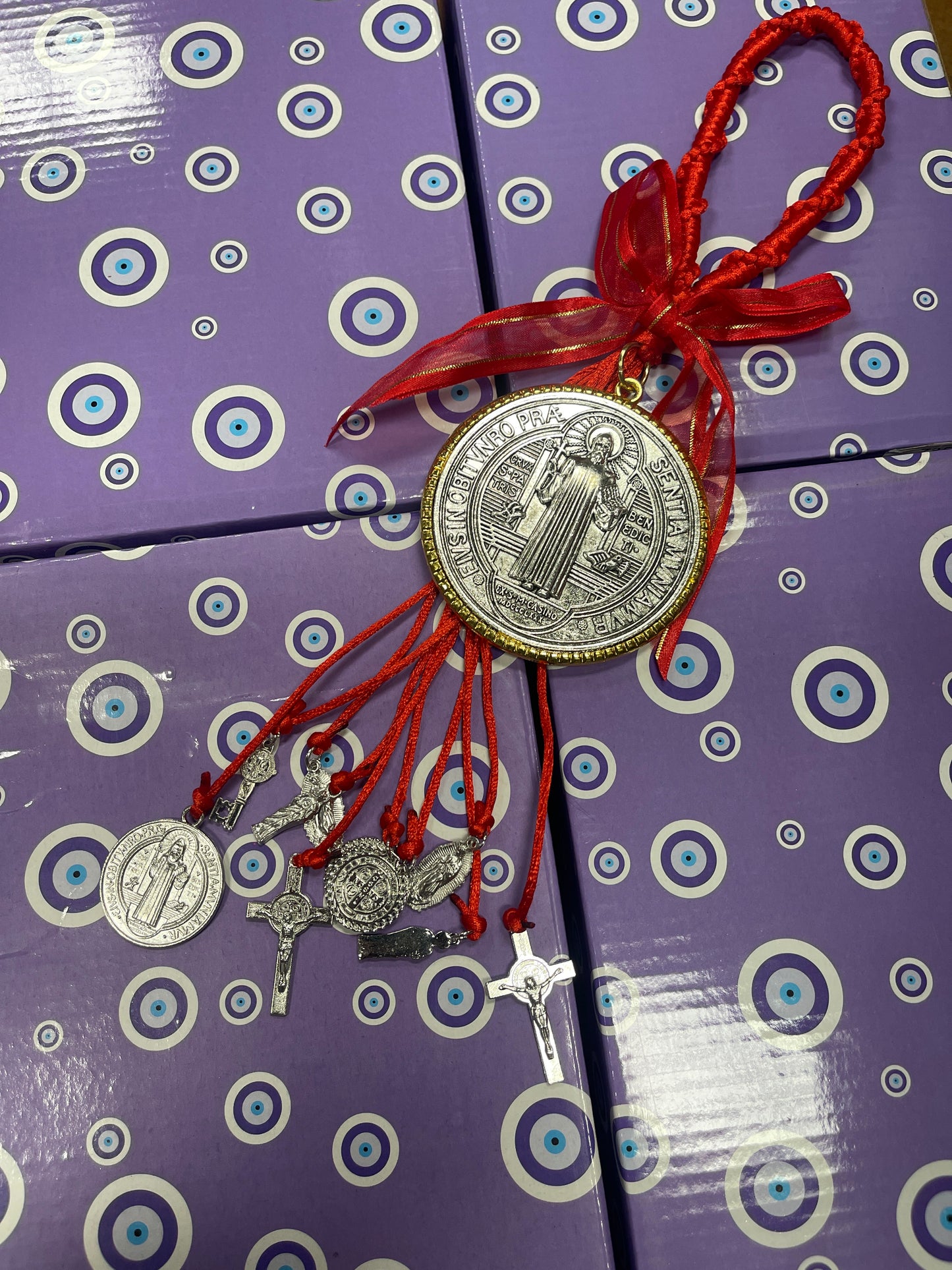 Bendiciones San Benito en medalla color plata y oro