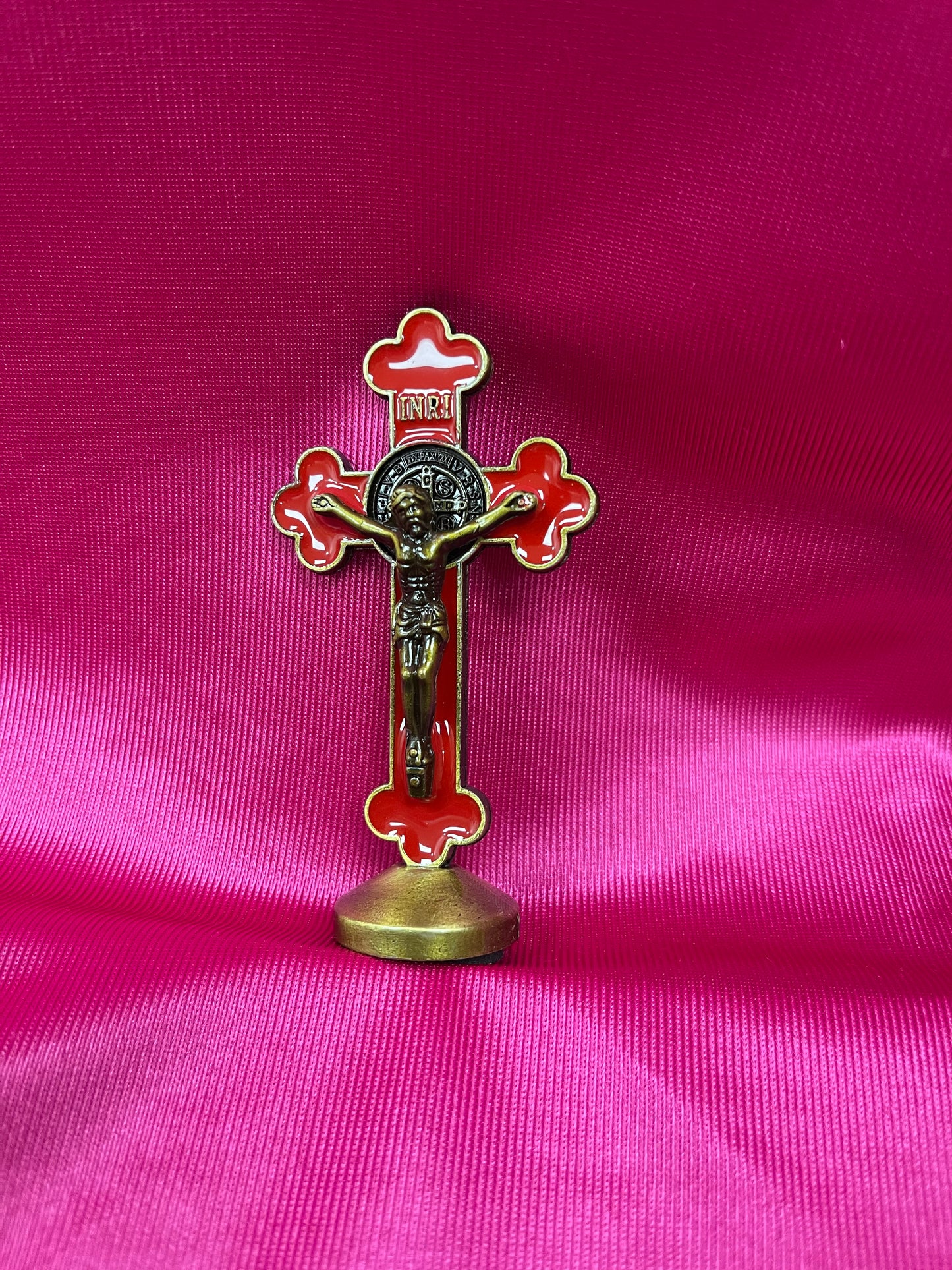 Mini  crucifico color Rojo