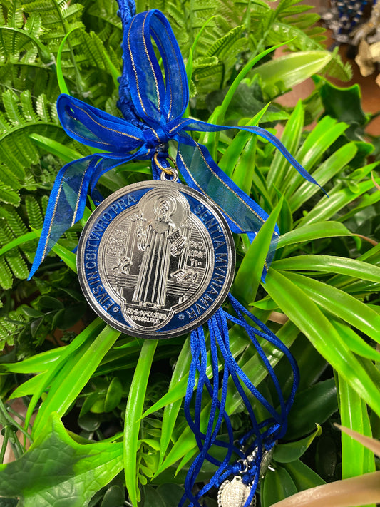 Bendiciones San Benito  en medalla color Azul