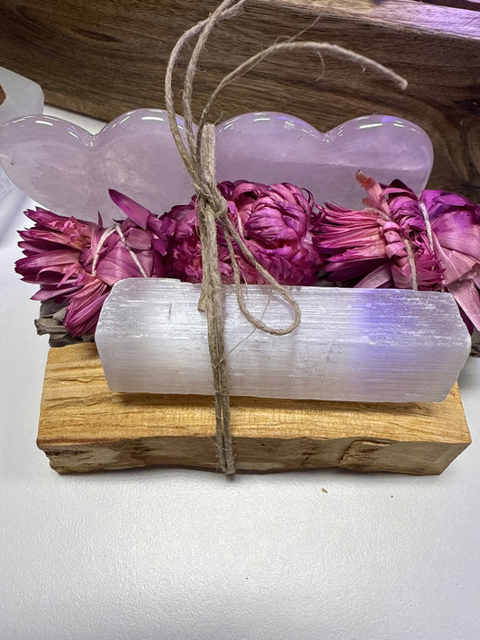 Bundle de guacha salvia y palo santo con selenita
